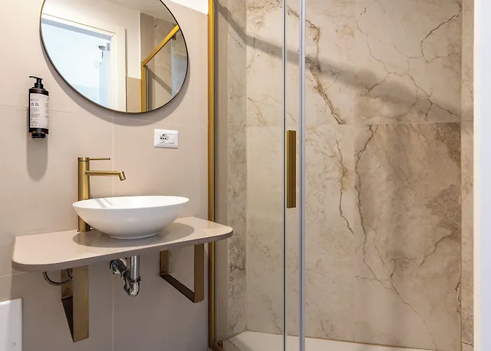 Decimo Meridio- At Spanish Steps- 4* Roma